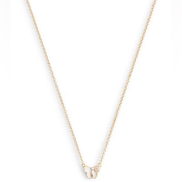 COACH
Signature Butterfly Short Pendant Necklace - Picture 13 of 15